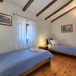 Bozac By Interhome Žminj