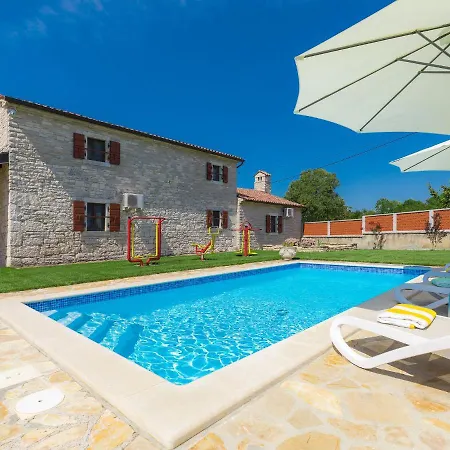 Bozac - Roj417 By Interhome *