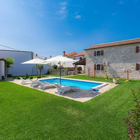 Feriehus Bozac By Interhome Žminj